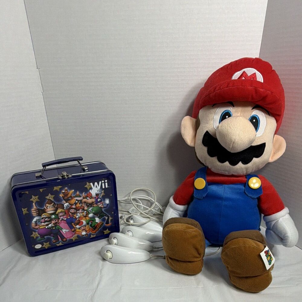 Super Mario 22" Plush, 2007 Wii Metal Lunch Box, 4 Nunchuck Controllers Untested